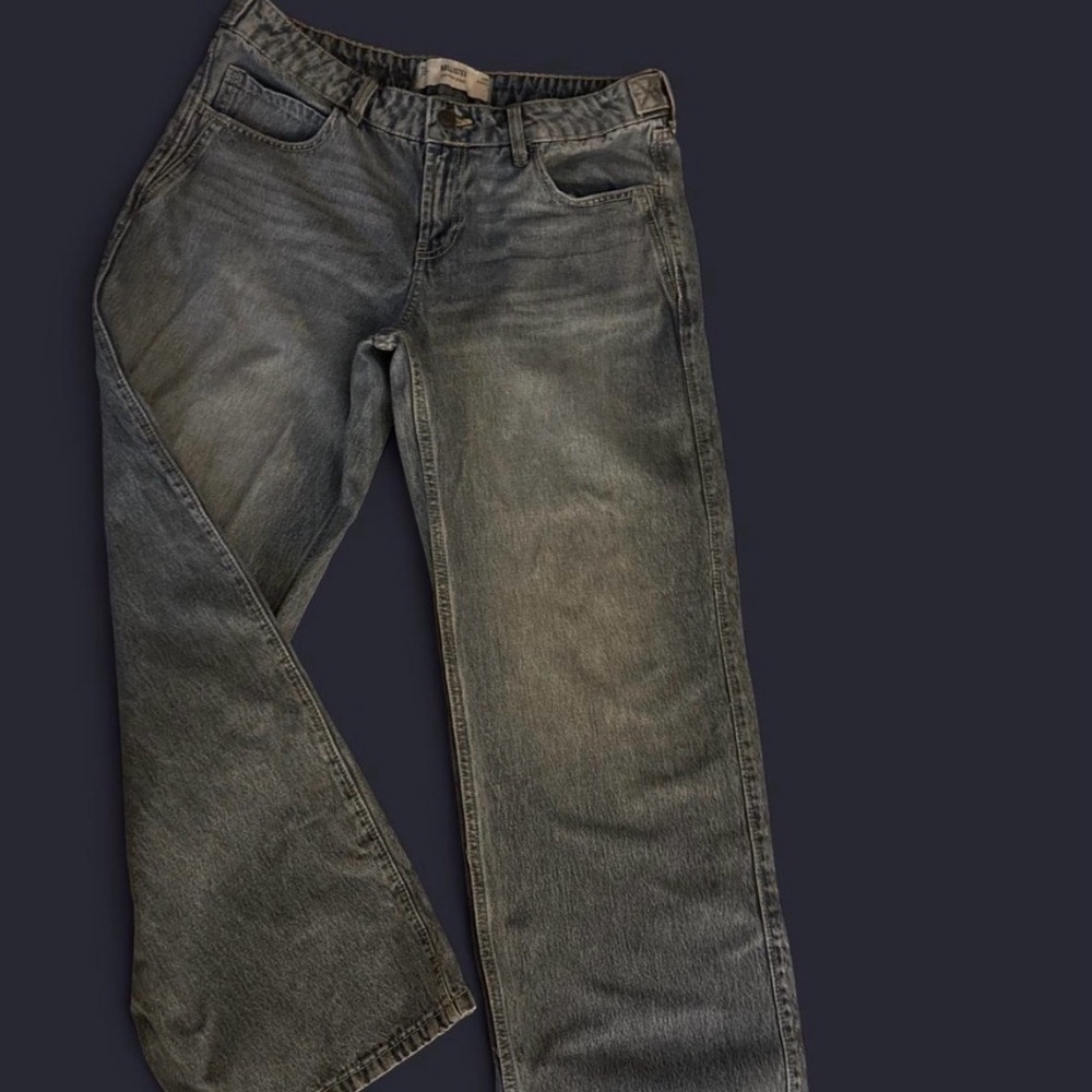 Women’s Hollister Low-Rise Loose Straight Leg Y2K Jeans w/ Adjustable Waist